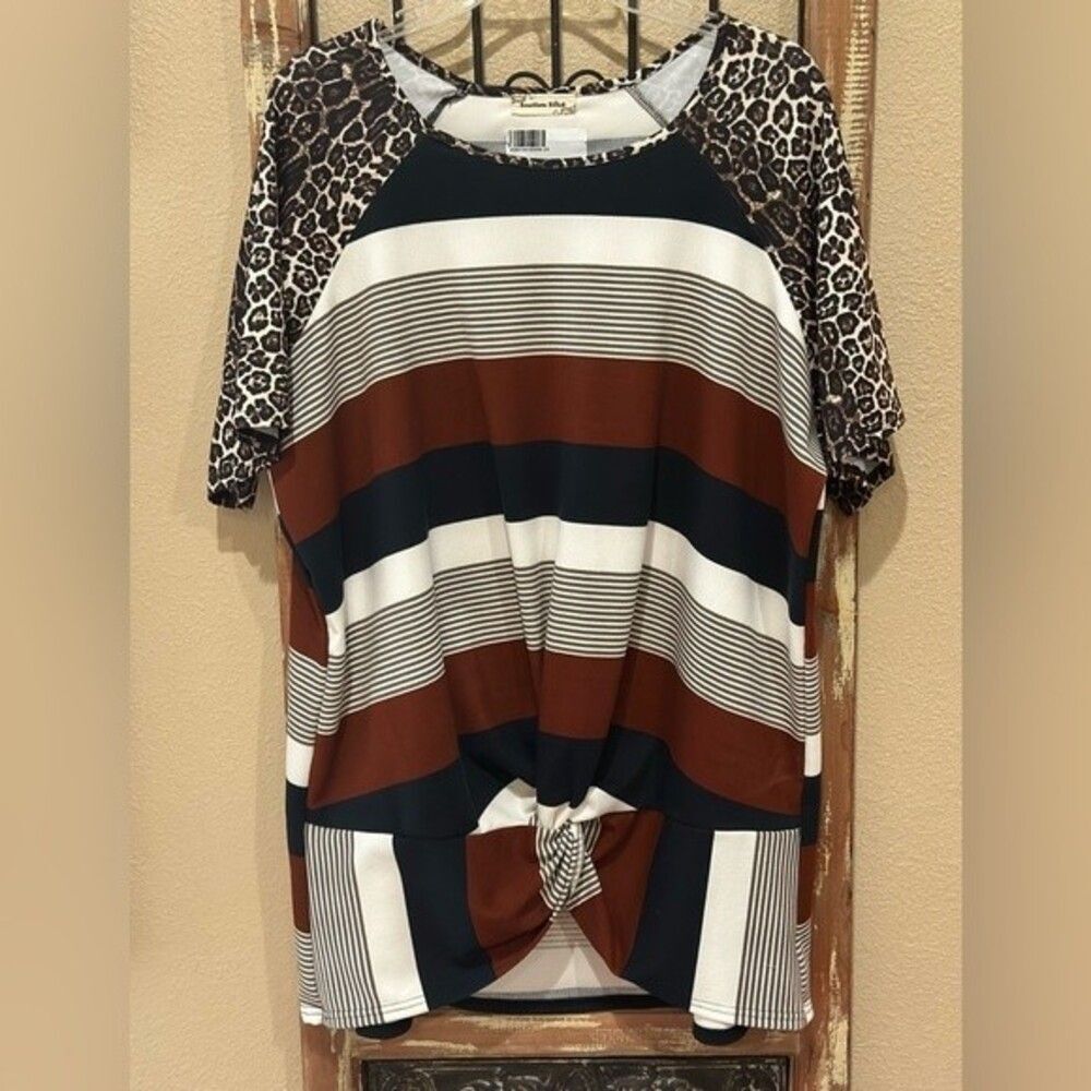 Southern stitch women’s top